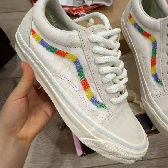 NIB Authentic Gucci x Vans Vault Suede OG Old Skool Rainbow Sneaker Trainer - Picture 1 of 9